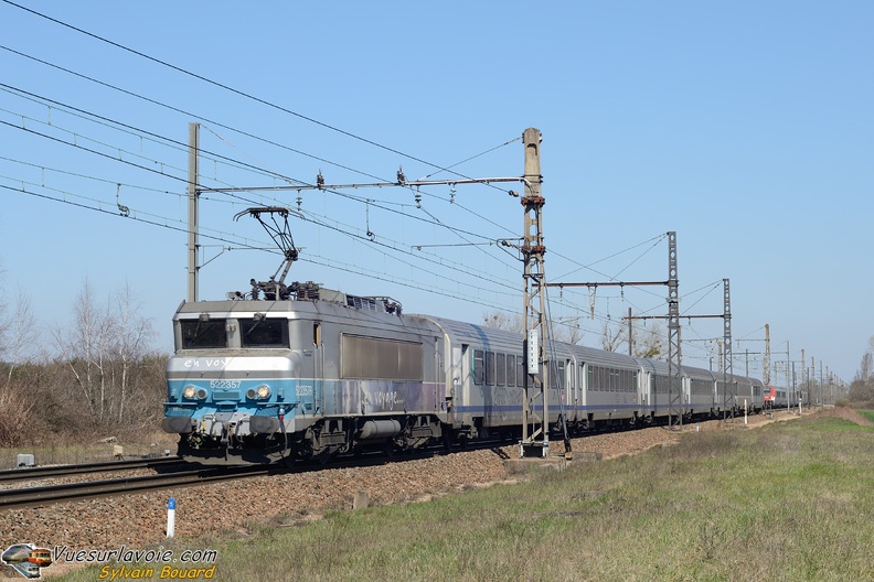110321_DSC0152_SNCF_-_BB_22357_-_Meursault.jpg