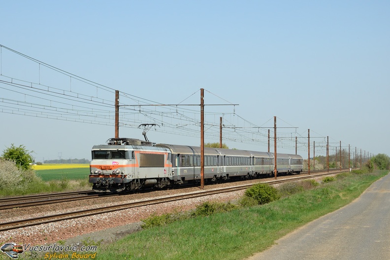 110407_DSC_0402_SNCF_-_BB_7272_-_Gondreville.jpg
