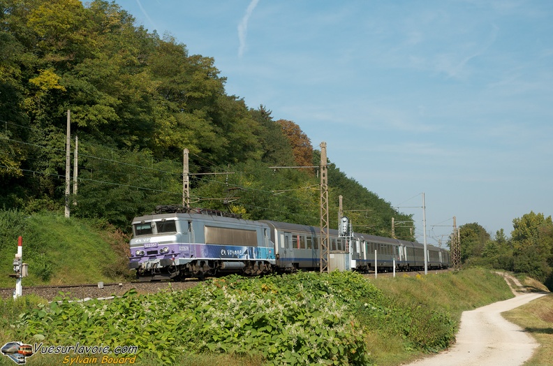 110926_DSC_1553_SNCF_-_BB_22357_-_Les_Villars.jpg