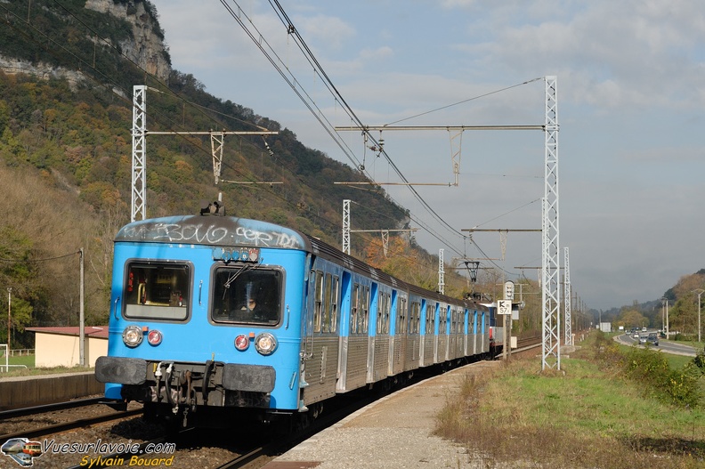 DSC_0019_-_2008-10-18_-_Torcieu_-_BB_25600_et_RIO.jpg