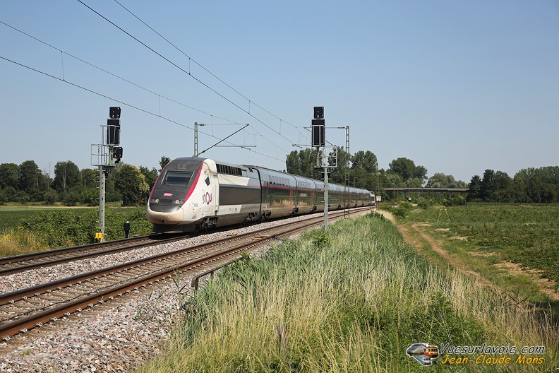 +SNCF_TGV-2N2-4703_2023-06-24_Kenzingen-Allemagne_VSLV.jpg